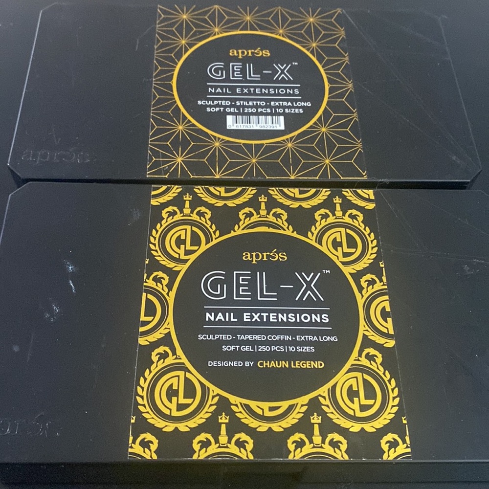 Apres XL stilleto and XL coffin tips